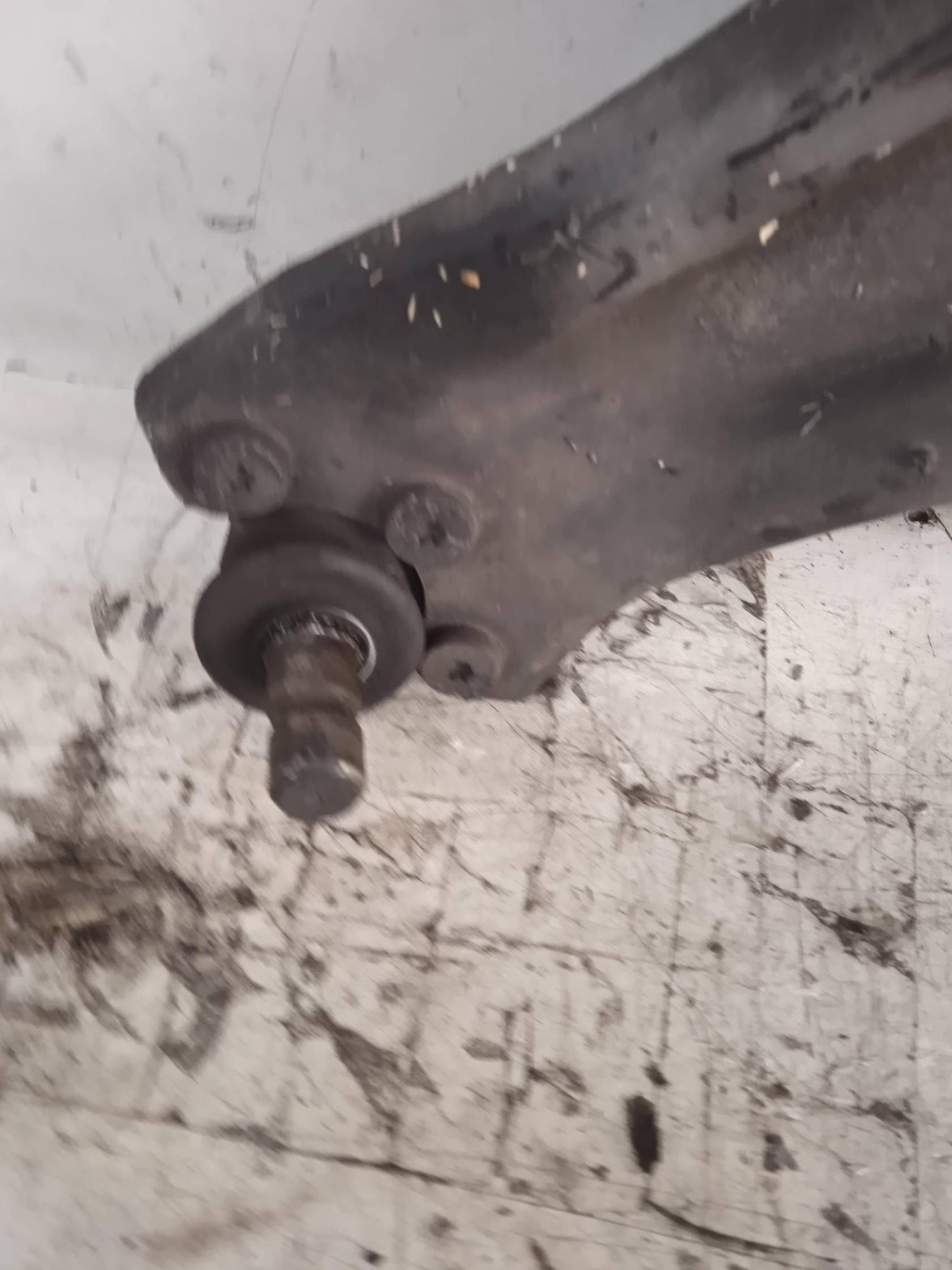 Braccio oscillante sosp. ant. sx.